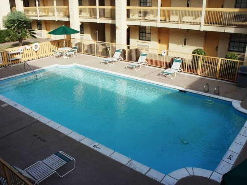 Days Inn By Wyndham Augusta Washington Rd Ngoại thất bức ảnh